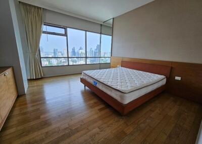 The Madison  3 Bedroom Condo For Rent in Phrom Phong