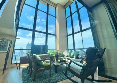 Condo for rent in Sriracha, The Sky Condo, beautiful, luxurious room, great price, mountain view.