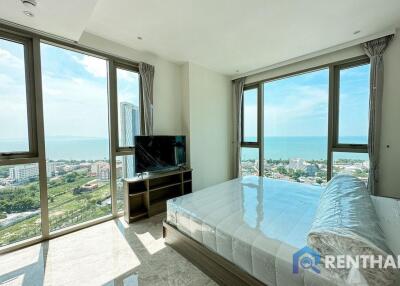 Luxurious condo for sale Foreign quota The Riviera Ocean Drive, 2 bedrooms, 74 sq m, sea view, high floor. The room is fully decorated and luxuriously furnished