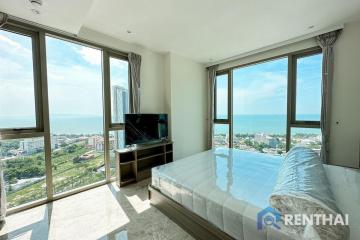 Luxurious condo for sale Foreign quota The Riviera Ocean Drive, 2 bedrooms, 74 sq m, sea view, high floor. The room is fully decorated and luxuriously furnished