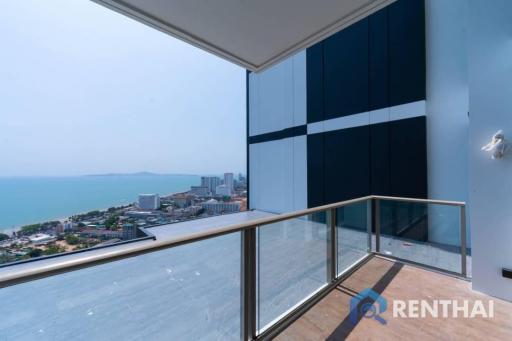 5min to beach! Luxury Condo in Pattaya: Live a Dream Life by the Sea!