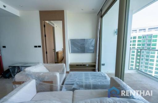 5min to beach! Luxury Condo in Pattaya: Live a Dream Life by the Sea!