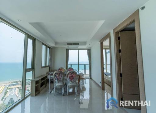 5min to beach! Luxury Condo in Pattaya: Live a Dream Life by the Sea!