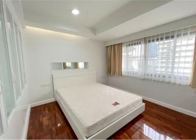 For Rent: Pet friendly apartment 3 Bedrooms in Asoke-Nana - 920071001-12402