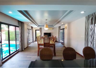 Beautiful 3 Bedroom House with Pool - 920471009-79