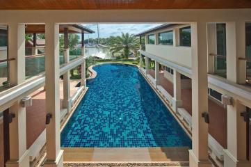 5 bedroom private pool villa with private yacht berth for sales.