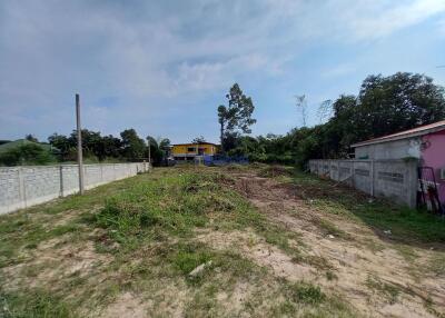 Land available in Bang Saray L009568