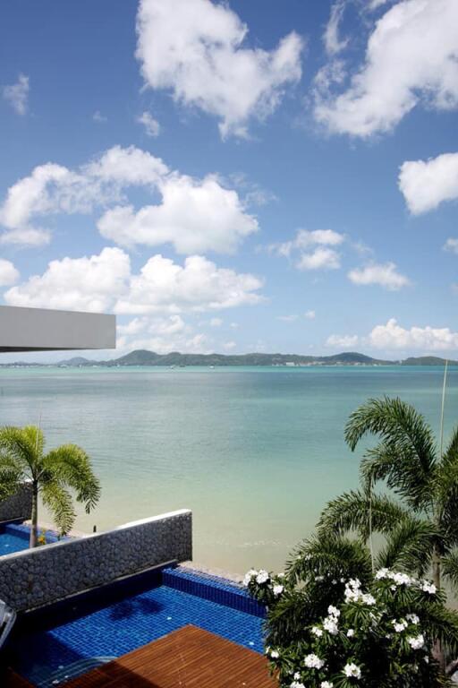 Beachfront Pool Villa with Stunning Andaman Sea Views