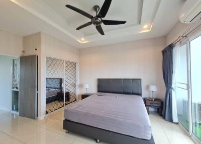 Townhome for rent in Pattaya, 3 floors, Pattaya Soi Siam Country Club.move in Ready