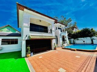 2-story detached house for rent, Pattaya, Soi Thung Klom Tan Man (village), quiet, beautiful house.