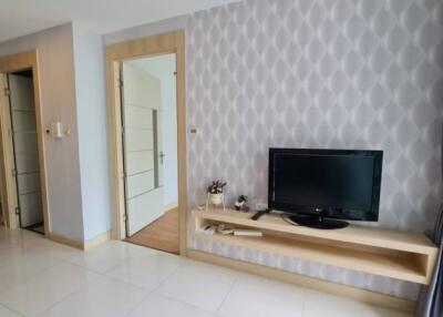 Condo for rent in Pattaya, Apus Condo Pattaya, in the heart of Pattaya, great price,move in ready