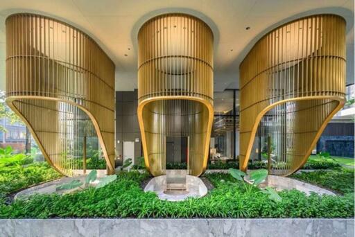 Super Luxury Condominium, luxury condo on Freehold land in the heart of Chidlom, 28 Chidlom - 920071065-275