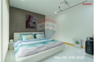 230 Sqm., 5 Beds House listed for ฿ 11,000,000.