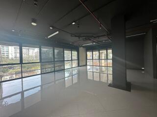 For Rent Bangkok Office Sukhumvit BTS Ekkamai Watthana