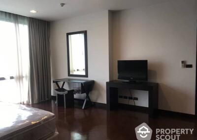 2-BR Apt. near BTS Ekkamai