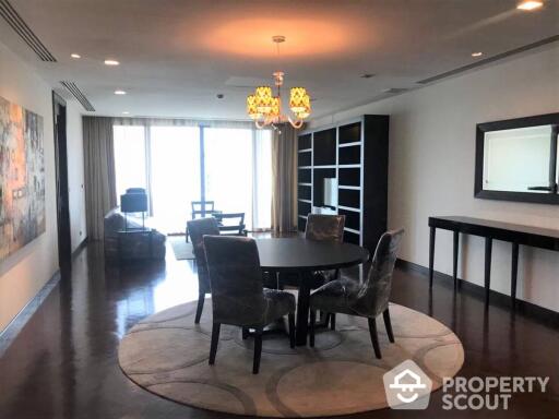 2-BR Apt. near BTS Ekkamai