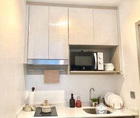 1-BR Condo at Knightsbridge Prime Sathorn near BTS Chong Nonsi (ID 388963)