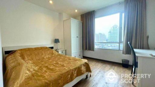 2-BR Condo at Sukhumvit Plus near BTS Phra Khanong