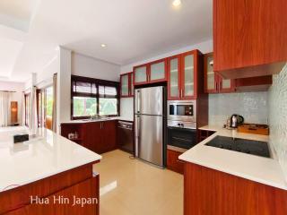 Spacious 3 Bedroom Pool Villa In Avenue 88 Executive Project Close To Downtown (Completed)