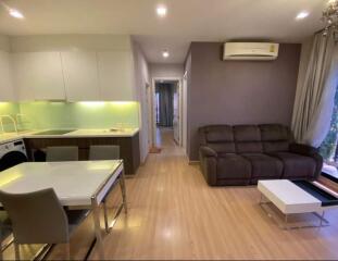 2 bed Condo in Urbano Absolute Sathon-Taksin Khlong Ton Sai Sub District C020472