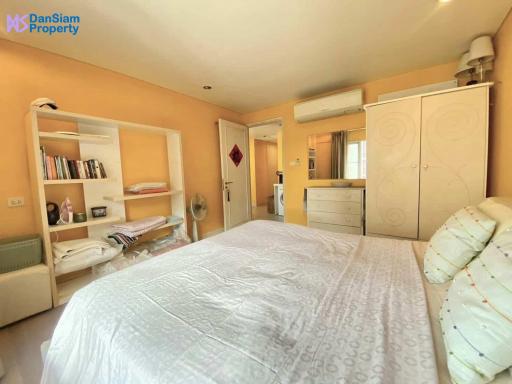 Beachfront 1-Bed Condo in Hua Hin at Mykonos