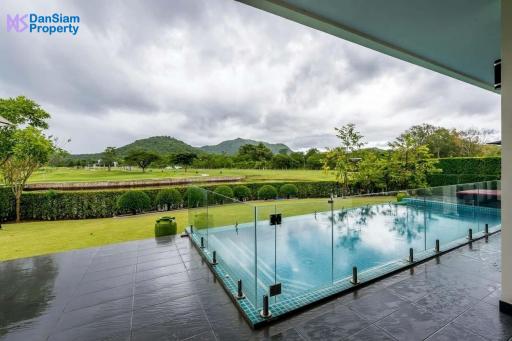 Luxury Pool Villa in Hua Hin at Black Mountain Golf Resort