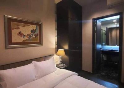 1-BR Condo at The Edge Sukhumvit 23 near MRT Sukhumvit