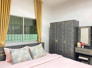 Single house for sale in Royal Orchid Village, Noen Phlap Wan,move in ready, great price.