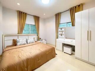 Single house for sale in Royal Orchid Village, Noen Phlap Wan,move in ready, great price.