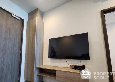 1-BR Condo at Whizdom Essence Sukhumvit near BTS Punnawithi