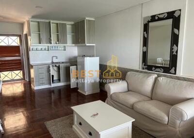 Studio Condo in Park Beach Wongamat C011404