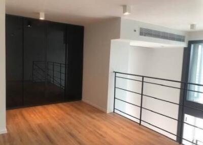 The Lofts Silom 1 bedroom condo for rent