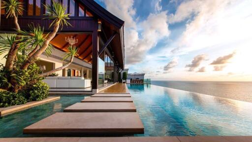 Luxury Ocean view Villa 5 bedrooms for sale in Naithon beach