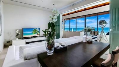 Luxury Ocean view Villa 5 bedrooms for sale in Naithon beach