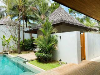 Anchan Grand Villa with 3 bedrooms for resale in Cherngtalay,Phuket