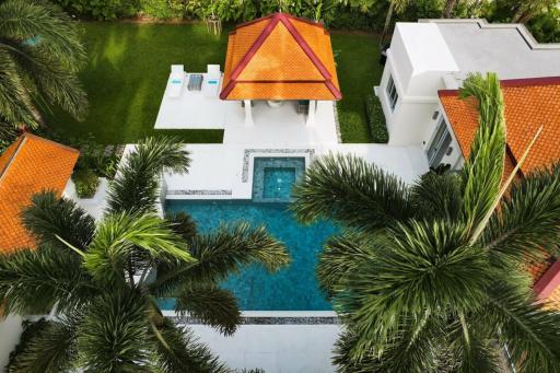 Private pool villa with 5 bedrooms for resale in Cherngtalay,Phuket