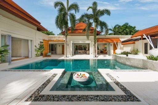 Private pool villa with 5 bedrooms for resale in Cherngtalay,Phuket