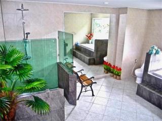 Apartment with Private Swimming Pool in Patong