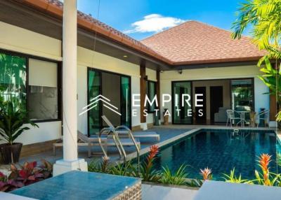 Private pool villa with 2 bedrooms for sale in Rawai