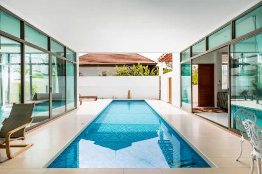 Resale 4-bedroom private pool villa in Kamala