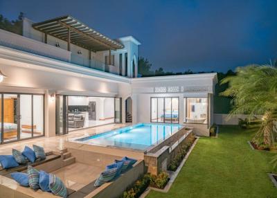 Modern pool villa with 3 bedrooms for sale in Choeng Thale, Phuket