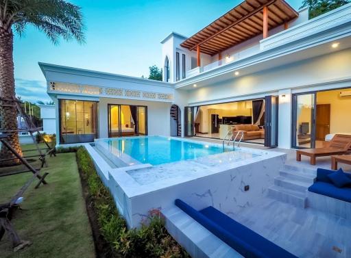 Modern pool villa with 3 bedrooms for sale in Choeng Thale, Phuket