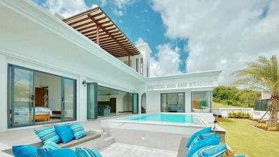 Modern pool villa with 3 bedrooms for sale in Choeng Thale, Phuket