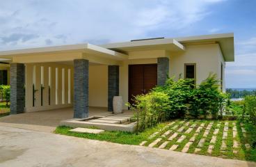 Sea view villa with  3bedrooms for sale in Nai Thon Beach