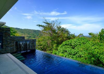 Sea view villa with  3bedrooms for sale in Nai Thon Beach