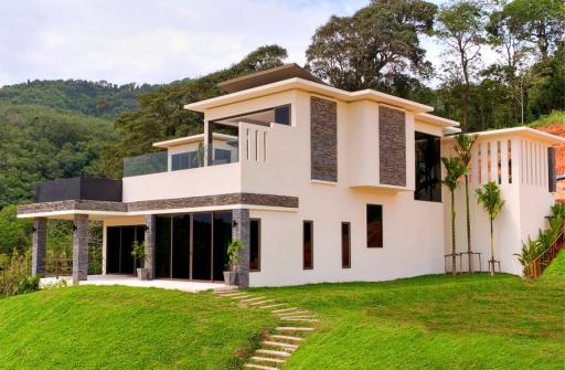 Luxurious pool Villa with 4 bedrooms for sale in Naithon beach, Phuket