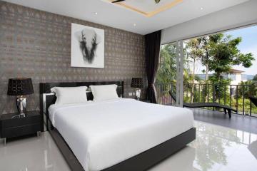 Mountain Views Villa with 4 bedrooms for sale in Chalong, Phuket