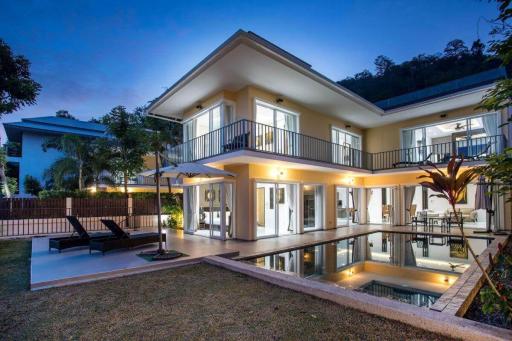 Mountain Views Villa with 4 bedrooms for sale in Chalong, Phuket