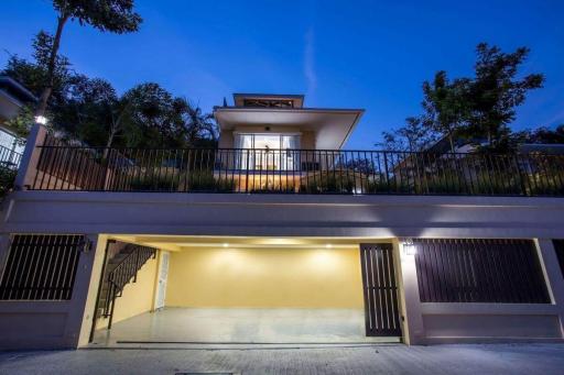 Mountain Views Villa with 4 bedrooms for sale in Chalong, Phuket