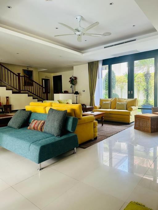 Phuket Villa for Sale in Choeng Thale - Unveil Luxury Living